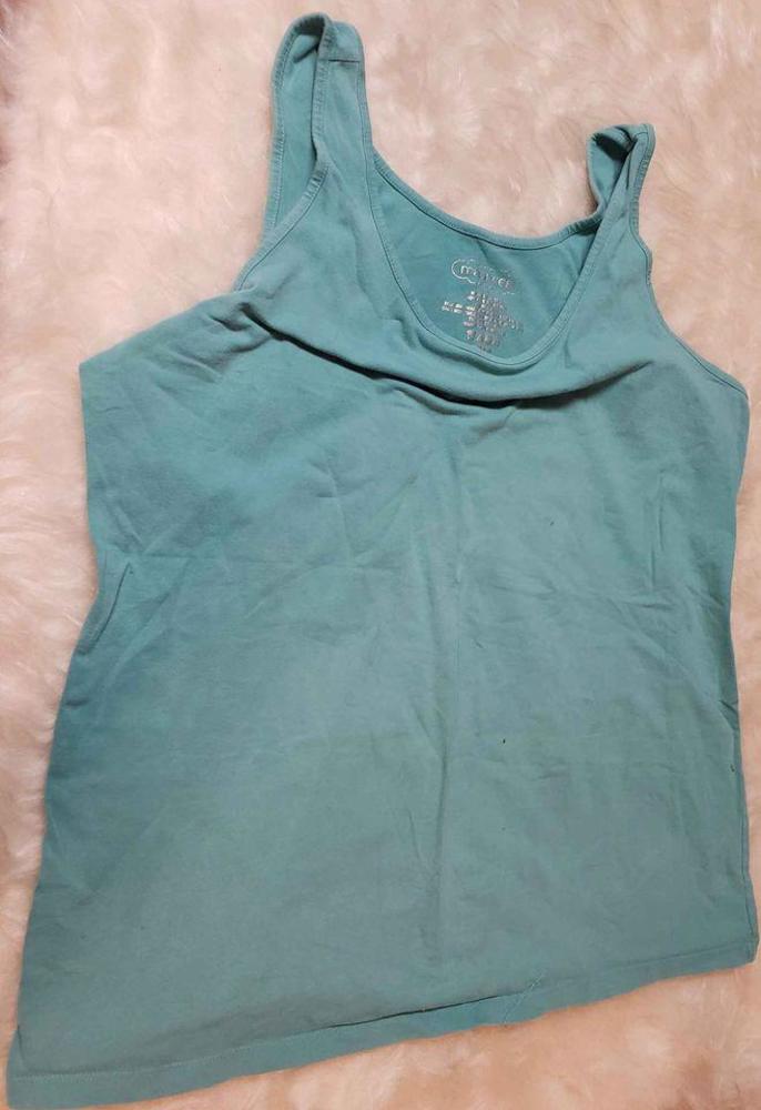 Women's maurices top size 2